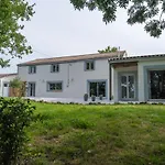 Chez Phil - Le Calme Proche De Revel, Castelnaudary, Carcassonne Bed and breakfast 4*