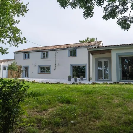 Chez Phil - Le Calme Proche De Revel, Castelnaudary, Carcassonne Bed & Breakfast 4*