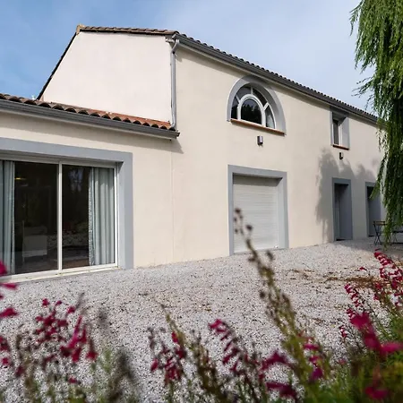 Bed & Breakfast Chez Phil - Le Calme Proche De Revel, Castelnaudary, Carcassonne 4*