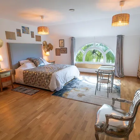 Chez Phil - Le Calme Proche De Revel, Castelnaudary, Carcassonne Bed & Breakfast 4*