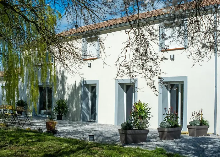 Chez Phil - Le Calme Proche De Revel, Castelnaudary, Carcassonne 4*